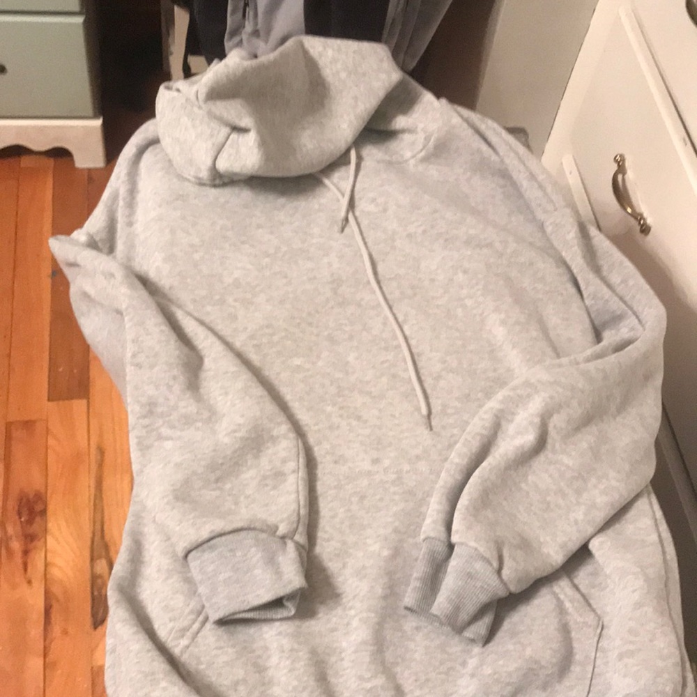 Grey hoodie S